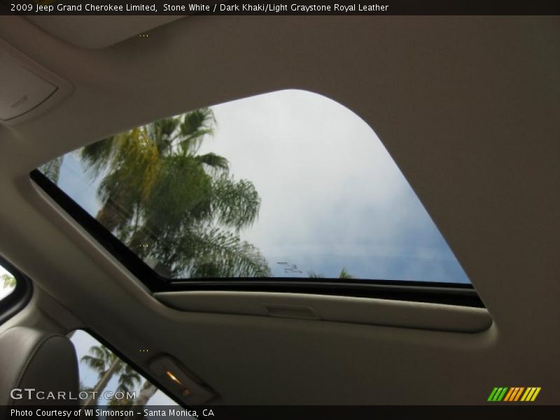 Stone White / Dark Khaki/Light Graystone Royal Leather 2009 Jeep Grand Cherokee Limited