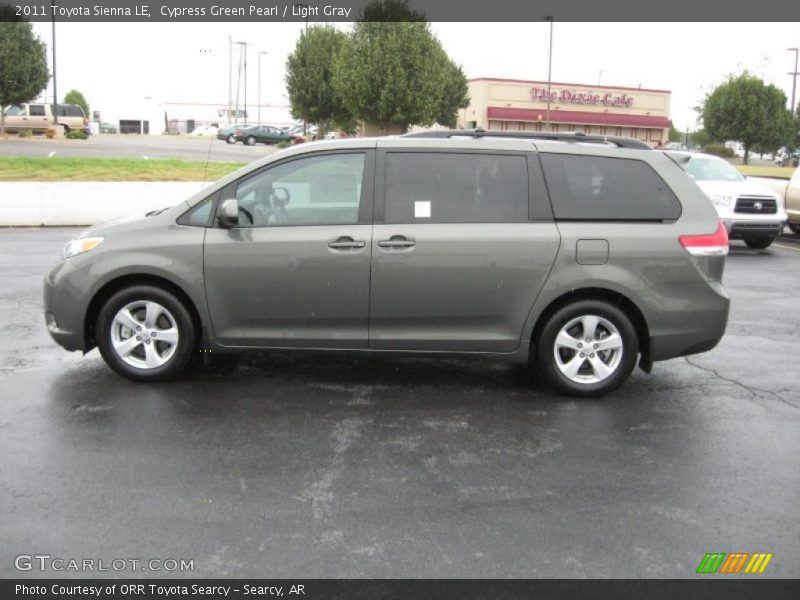 Cypress Green Pearl / Light Gray 2011 Toyota Sienna LE