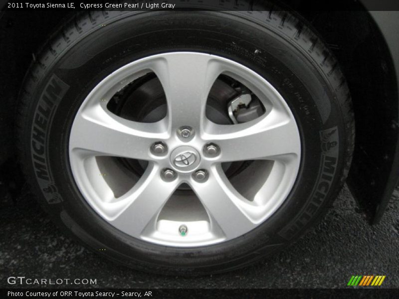 Cypress Green Pearl / Light Gray 2011 Toyota Sienna LE