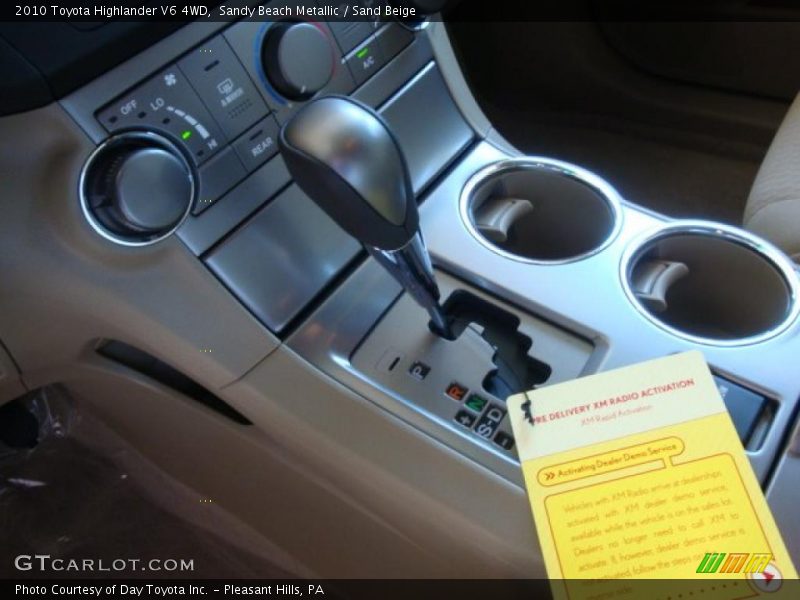 Sandy Beach Metallic / Sand Beige 2010 Toyota Highlander V6 4WD