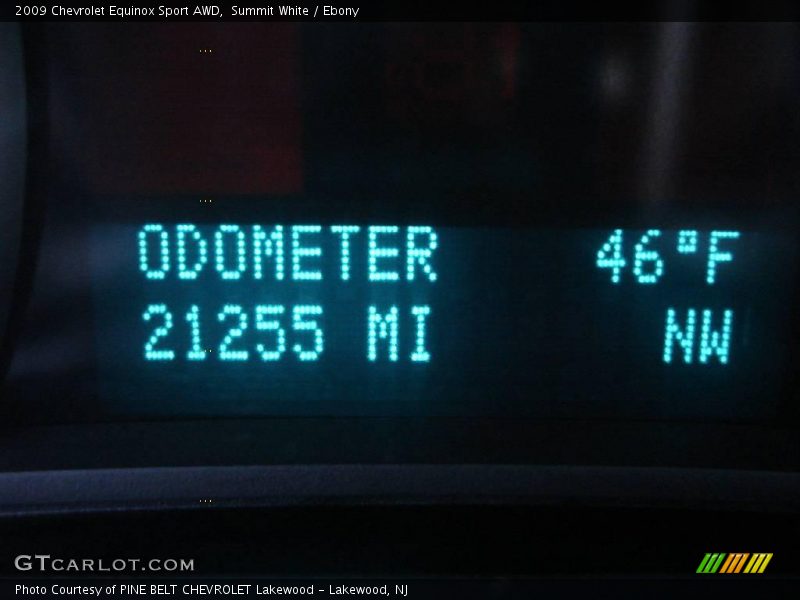 Summit White / Ebony 2009 Chevrolet Equinox Sport AWD