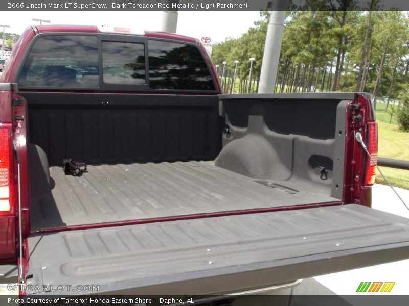 Dark Toreador Red Metallic / Light Parchment 2006 Lincoln Mark LT SuperCrew