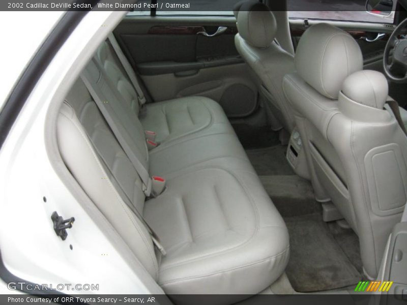 White Diamond Pearl / Oatmeal 2002 Cadillac DeVille Sedan