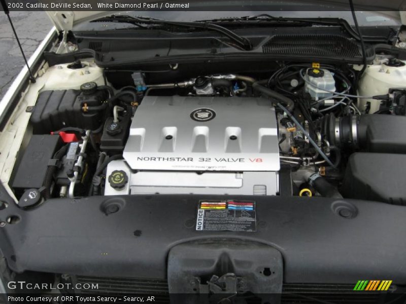 White Diamond Pearl / Oatmeal 2002 Cadillac DeVille Sedan