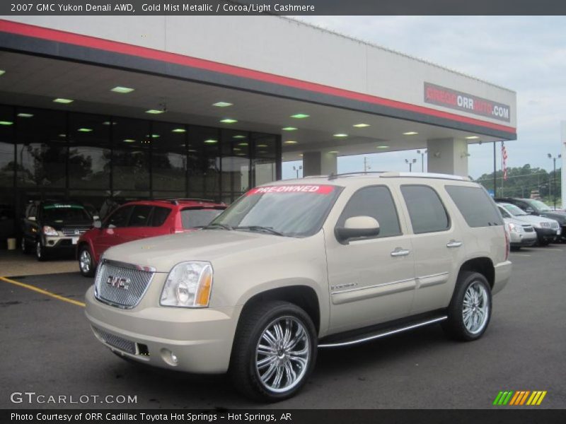 Gold Mist Metallic / Cocoa/Light Cashmere 2007 GMC Yukon Denali AWD