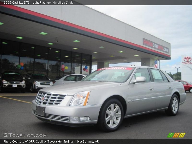 Light Platinum Metallic / Shale 2006 Cadillac DTS