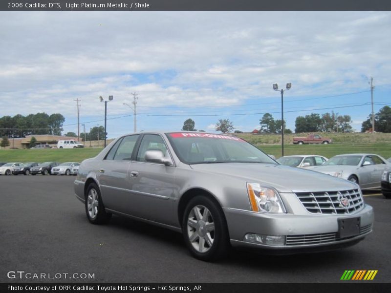 Light Platinum Metallic / Shale 2006 Cadillac DTS