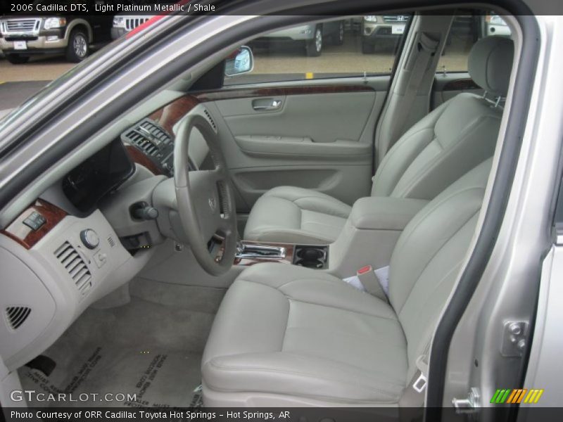Light Platinum Metallic / Shale 2006 Cadillac DTS