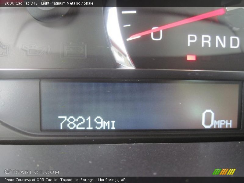 Light Platinum Metallic / Shale 2006 Cadillac DTS