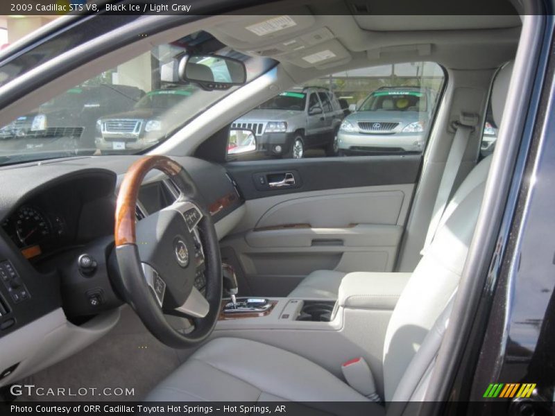 Black Ice / Light Gray 2009 Cadillac STS V8