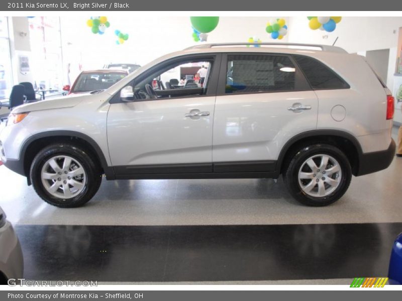 Bright Silver / Black 2011 Kia Sorento LX