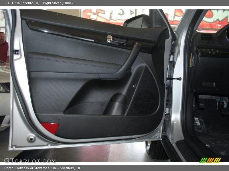 Bright Silver / Black 2011 Kia Sorento LX