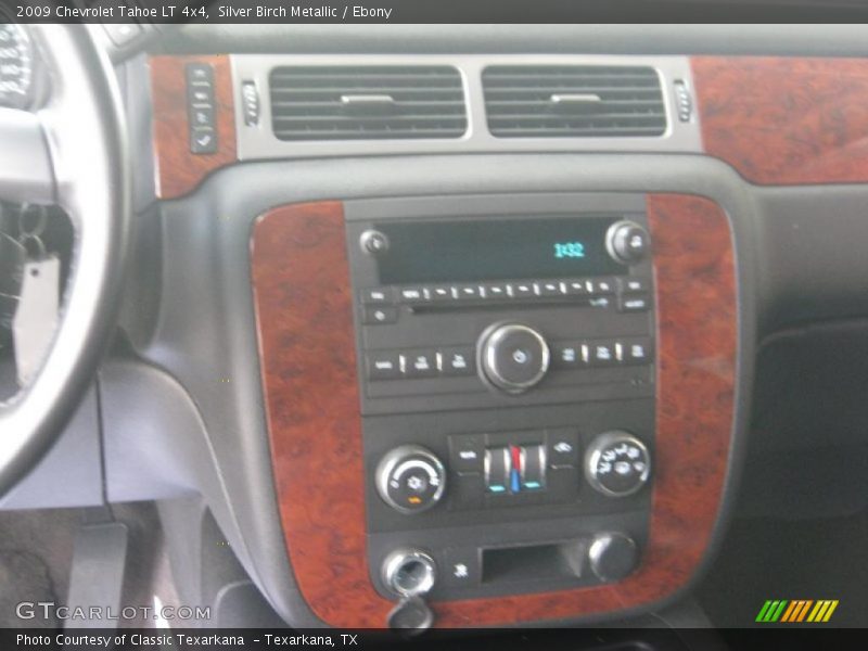 Silver Birch Metallic / Ebony 2009 Chevrolet Tahoe LT 4x4