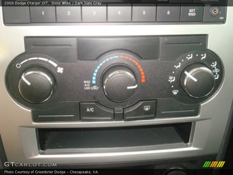 Stone White / Dark Slate Gray 2009 Dodge Charger SXT