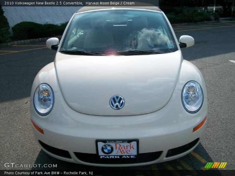 Harvest Moon Beige / Cream 2010 Volkswagen New Beetle 2.5 Convertible