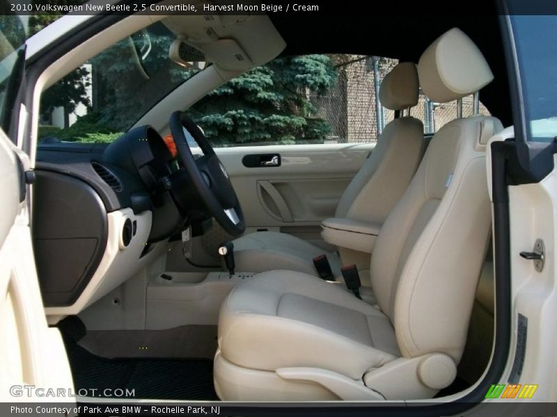 Harvest Moon Beige / Cream 2010 Volkswagen New Beetle 2.5 Convertible