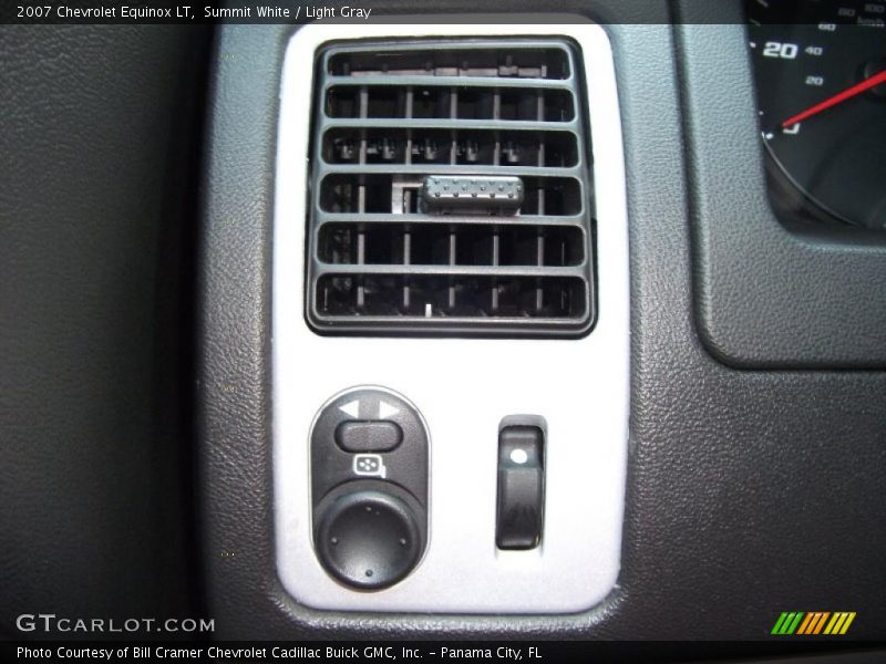 Summit White / Light Gray 2007 Chevrolet Equinox LT