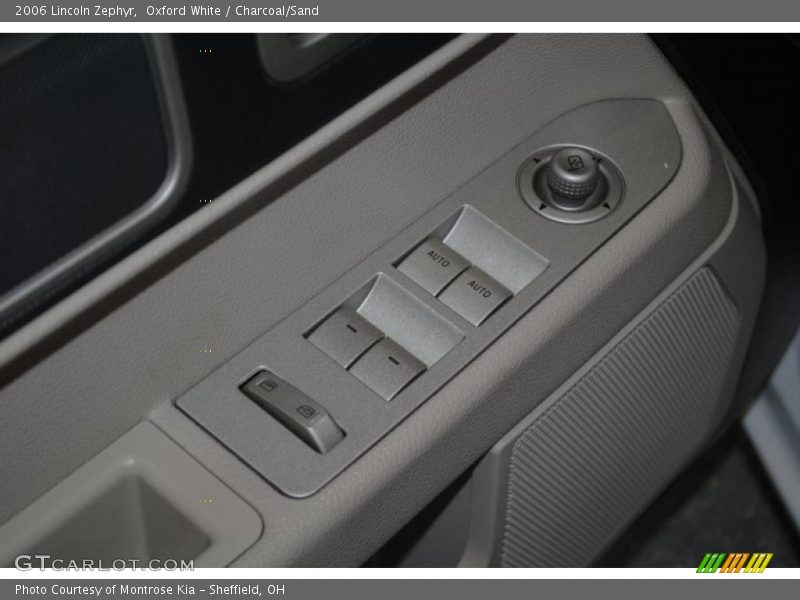 Oxford White / Charcoal/Sand 2006 Lincoln Zephyr