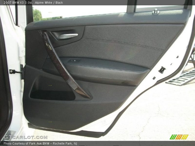 Alpine White / Black 2007 BMW X3 3.0si