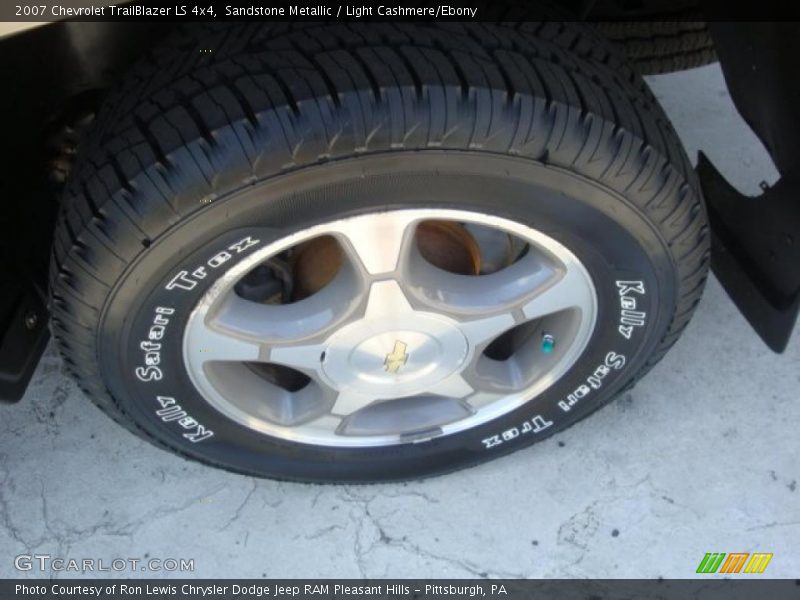 Sandstone Metallic / Light Cashmere/Ebony 2007 Chevrolet TrailBlazer LS 4x4