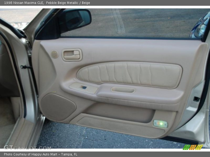 Pebble Beige Metallic / Beige 1998 Nissan Maxima GLE