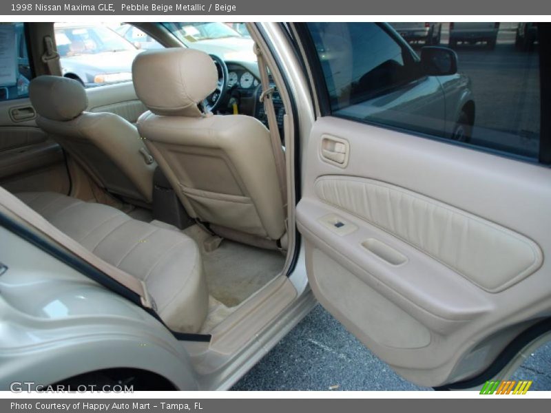 Pebble Beige Metallic / Beige 1998 Nissan Maxima GLE