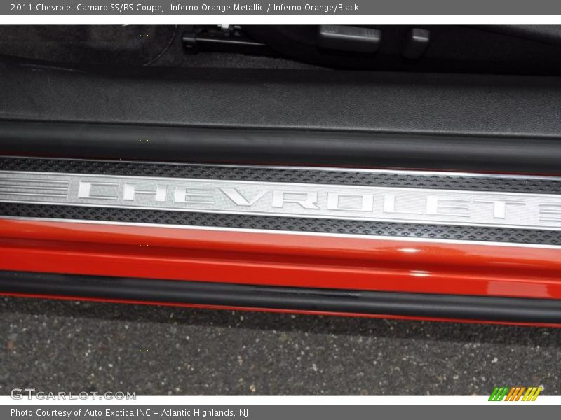 Inferno Orange Metallic / Inferno Orange/Black 2011 Chevrolet Camaro SS/RS Coupe