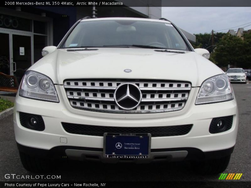 Arctic White / Macadamia 2008 Mercedes-Benz ML 350 4Matic