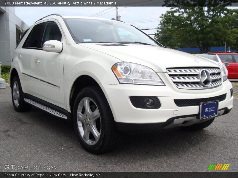 Arctic White / Macadamia 2008 Mercedes-Benz ML 350 4Matic