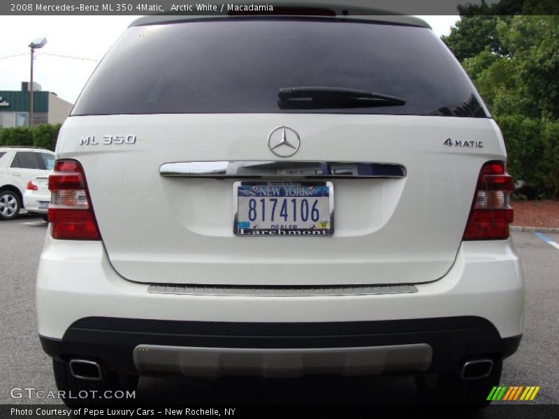 Arctic White / Macadamia 2008 Mercedes-Benz ML 350 4Matic