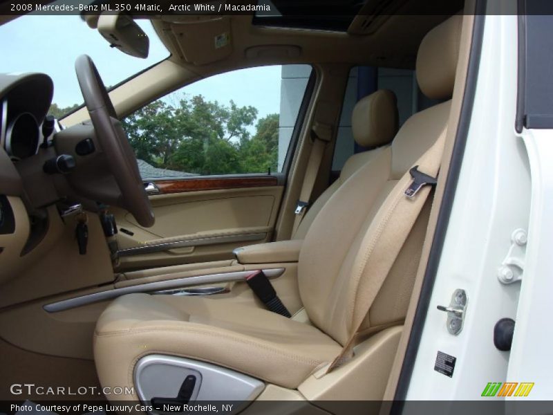Arctic White / Macadamia 2008 Mercedes-Benz ML 350 4Matic