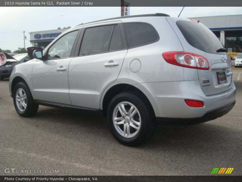 Radiant Silver / Gray 2010 Hyundai Santa Fe GLS