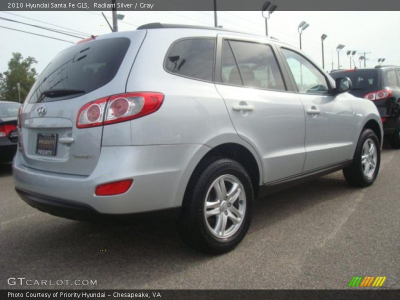 Radiant Silver / Gray 2010 Hyundai Santa Fe GLS