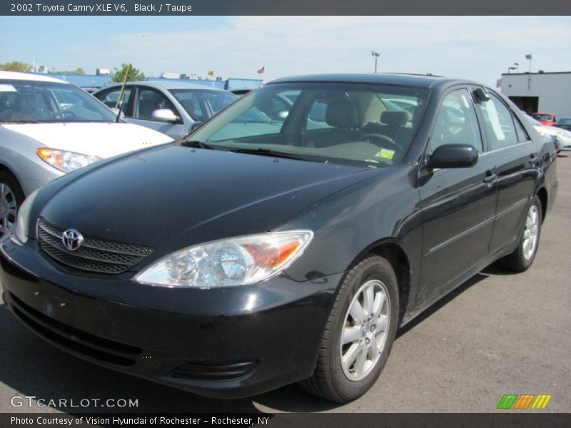 Black / Taupe 2002 Toyota Camry XLE V6