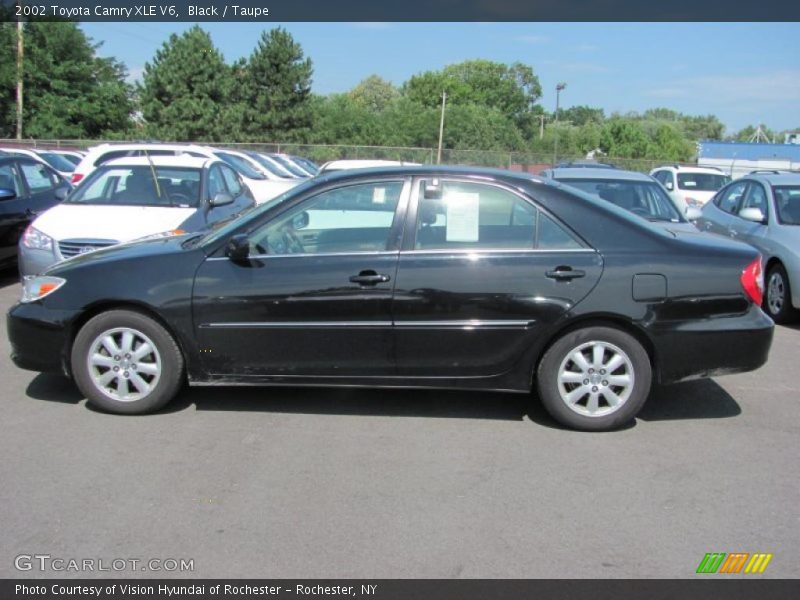 Black / Taupe 2002 Toyota Camry XLE V6
