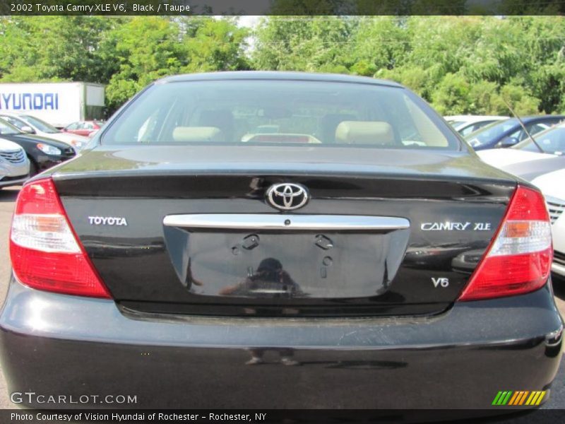 Black / Taupe 2002 Toyota Camry XLE V6