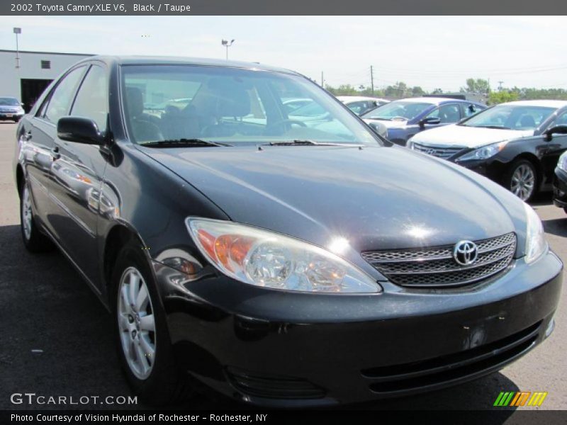Black / Taupe 2002 Toyota Camry XLE V6