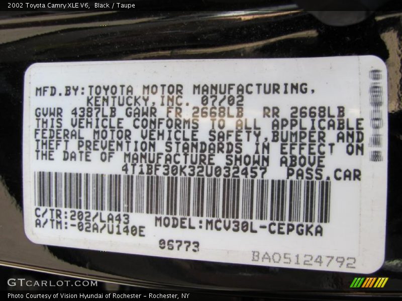 Black / Taupe 2002 Toyota Camry XLE V6