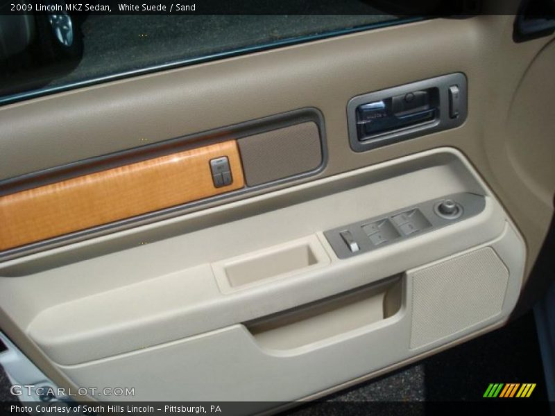 White Suede / Sand 2009 Lincoln MKZ Sedan
