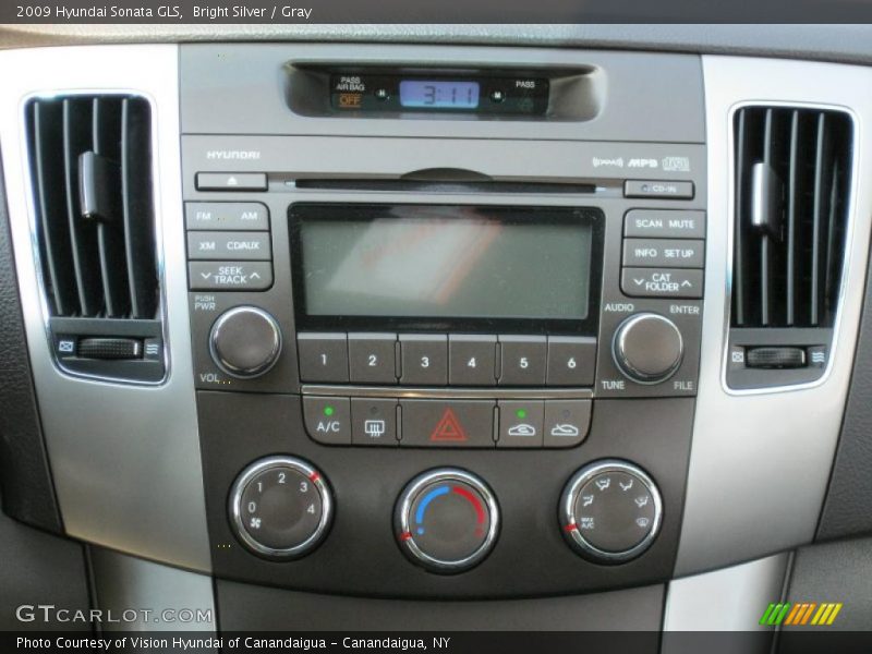 Bright Silver / Gray 2009 Hyundai Sonata GLS