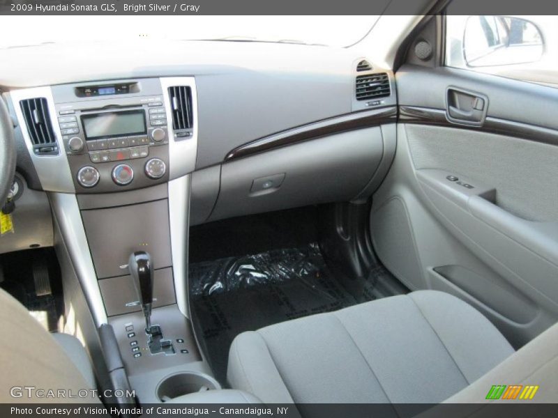 Bright Silver / Gray 2009 Hyundai Sonata GLS