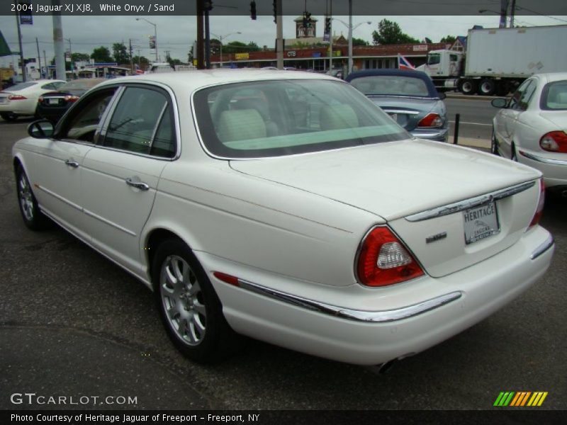 White Onyx / Sand 2004 Jaguar XJ XJ8