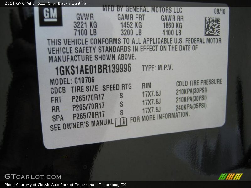 Onyx Black / Light Tan 2011 GMC Yukon SLE