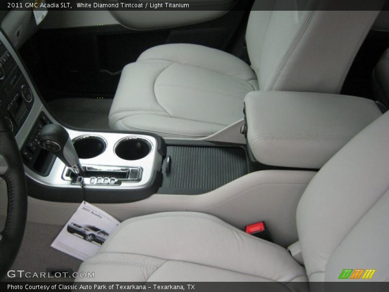 White Diamond Tintcoat / Light Titanium 2011 GMC Acadia SLT