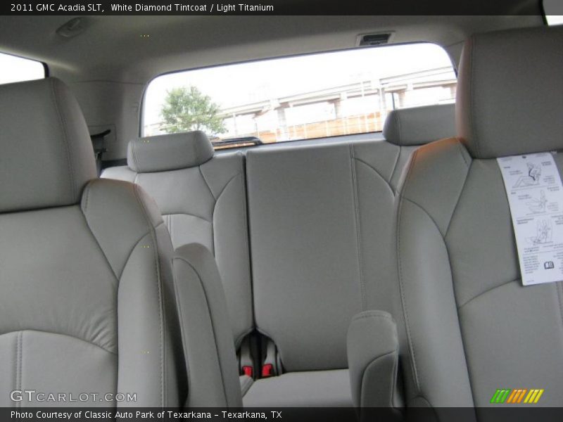 White Diamond Tintcoat / Light Titanium 2011 GMC Acadia SLT