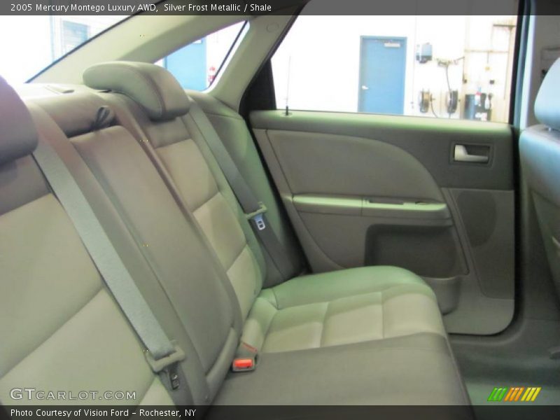 Silver Frost Metallic / Shale 2005 Mercury Montego Luxury AWD