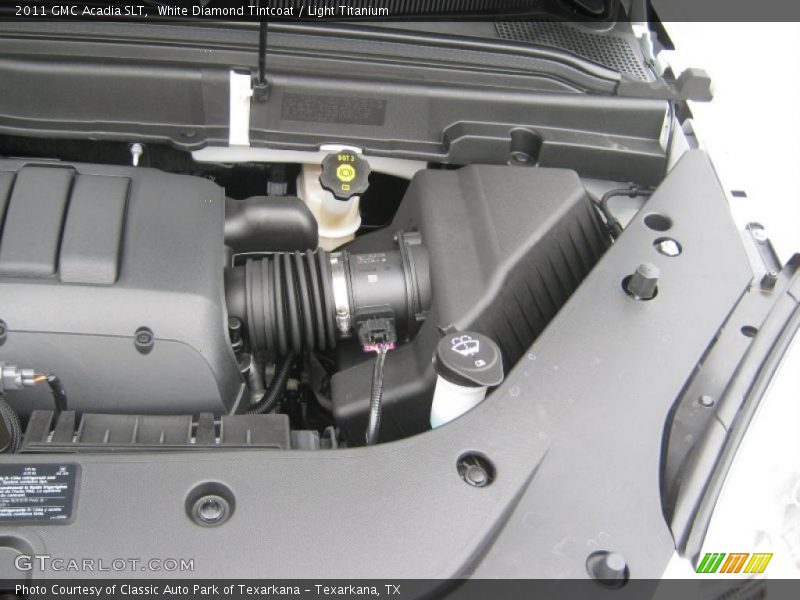 White Diamond Tintcoat / Light Titanium 2011 GMC Acadia SLT