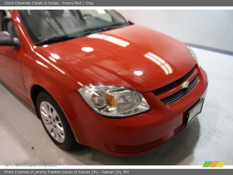 Victory Red / Gray 2009 Chevrolet Cobalt LS Sedan
