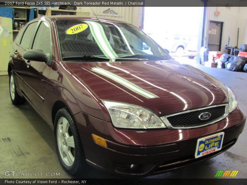 Dark Toreador Red Metallic / Charcoal 2007 Ford Focus ZX5 SES Hatchback