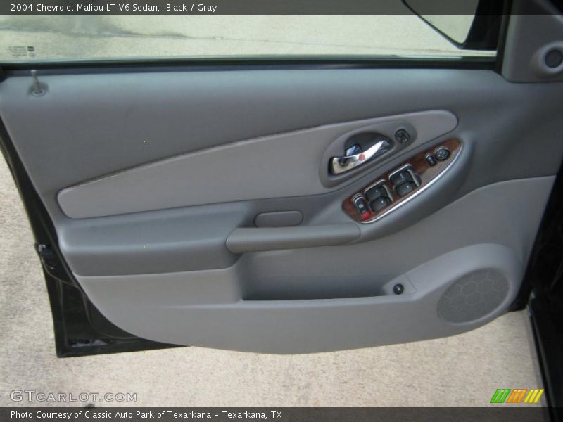 Black / Gray 2004 Chevrolet Malibu LT V6 Sedan
